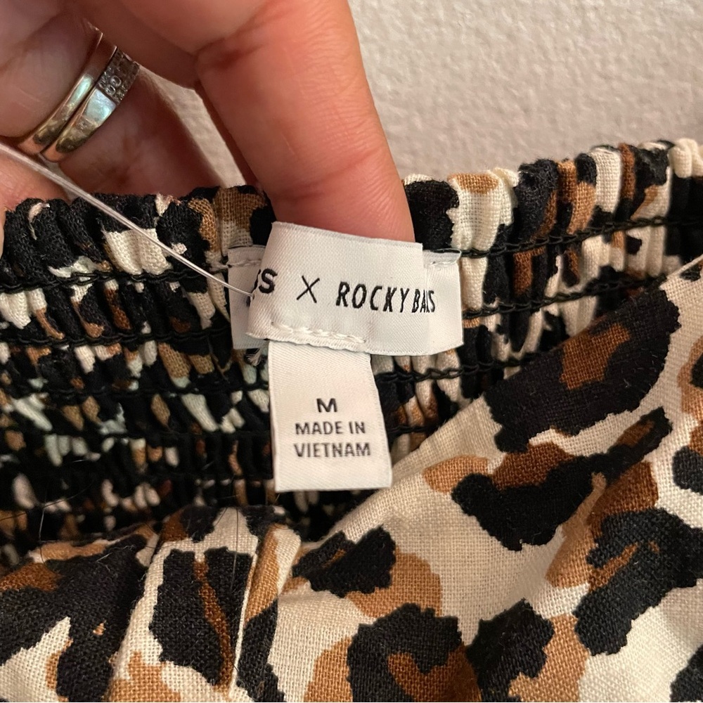 Express x Rocky Barnes Bandeau Top - Picture 2 of 4